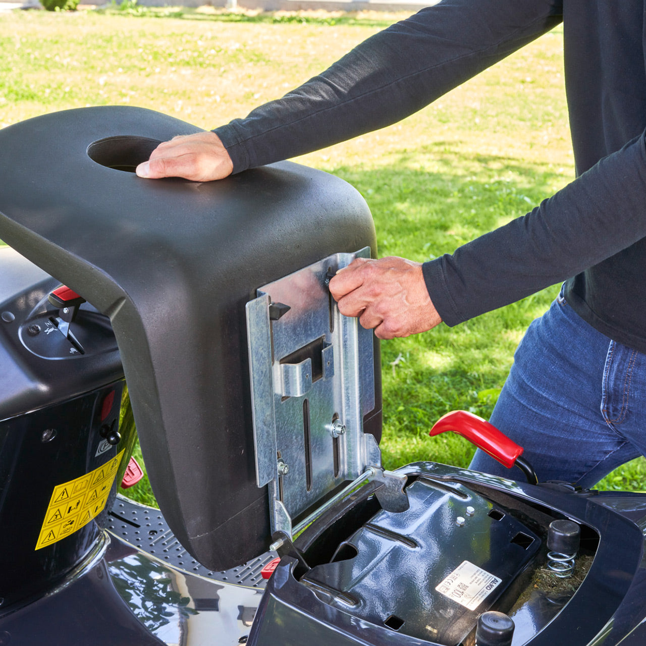 AL-KO Benzin-Rasentraktor Comfort 18-111.4 HDS-A V2 - Rasenmäher Angebot